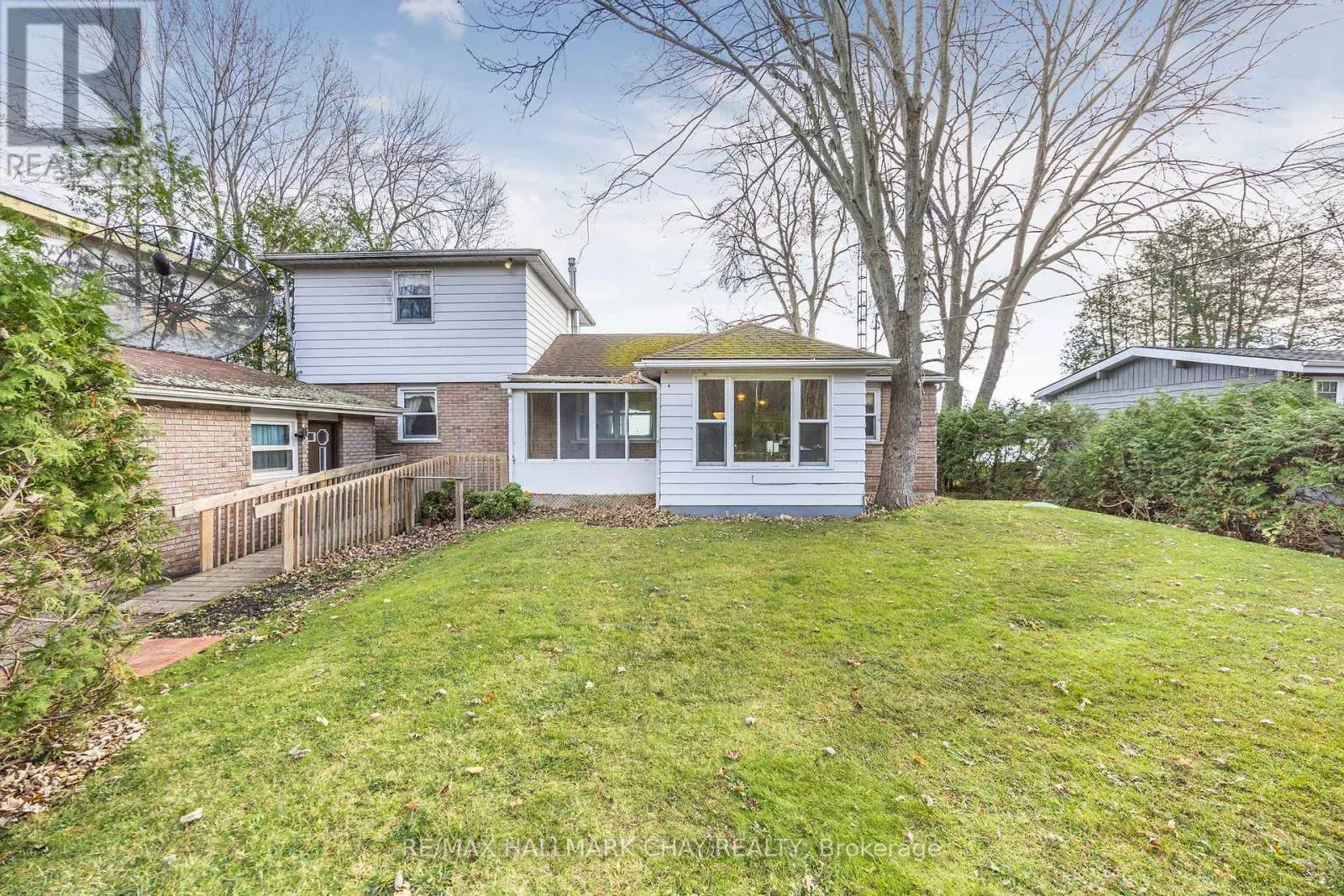 769 WOODLAND DRIVE