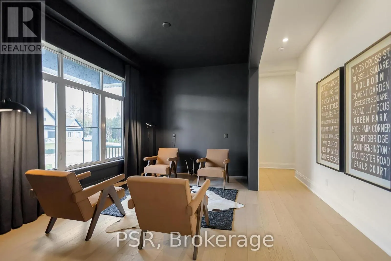 72 GEORGIAN GRANDE DRIVE