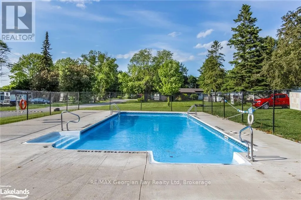 46 LAKESHORE ROAD