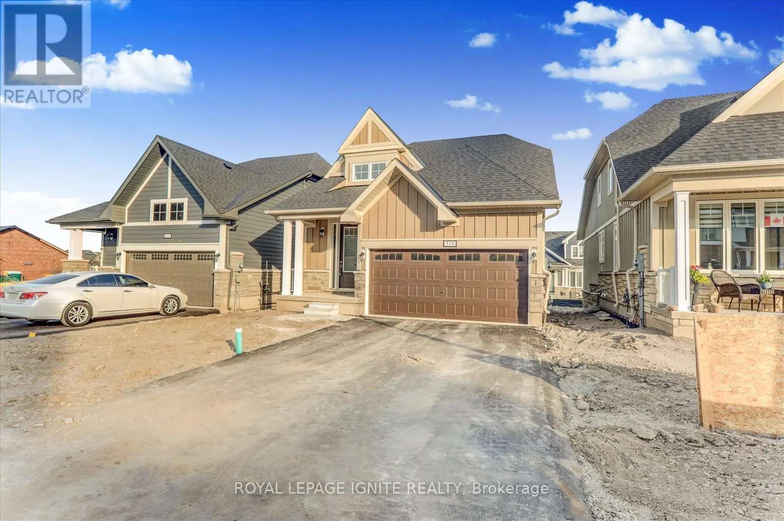519 HUDSON CRESCENT