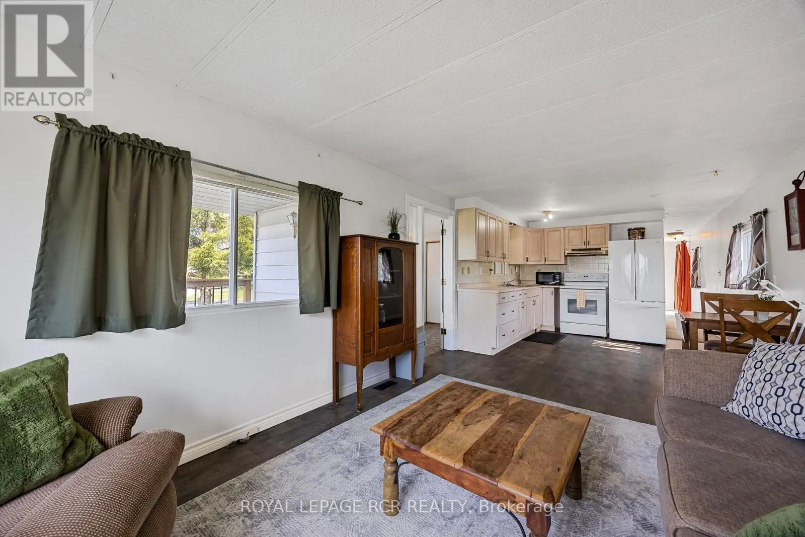 17 BALANTRAE DRIVE