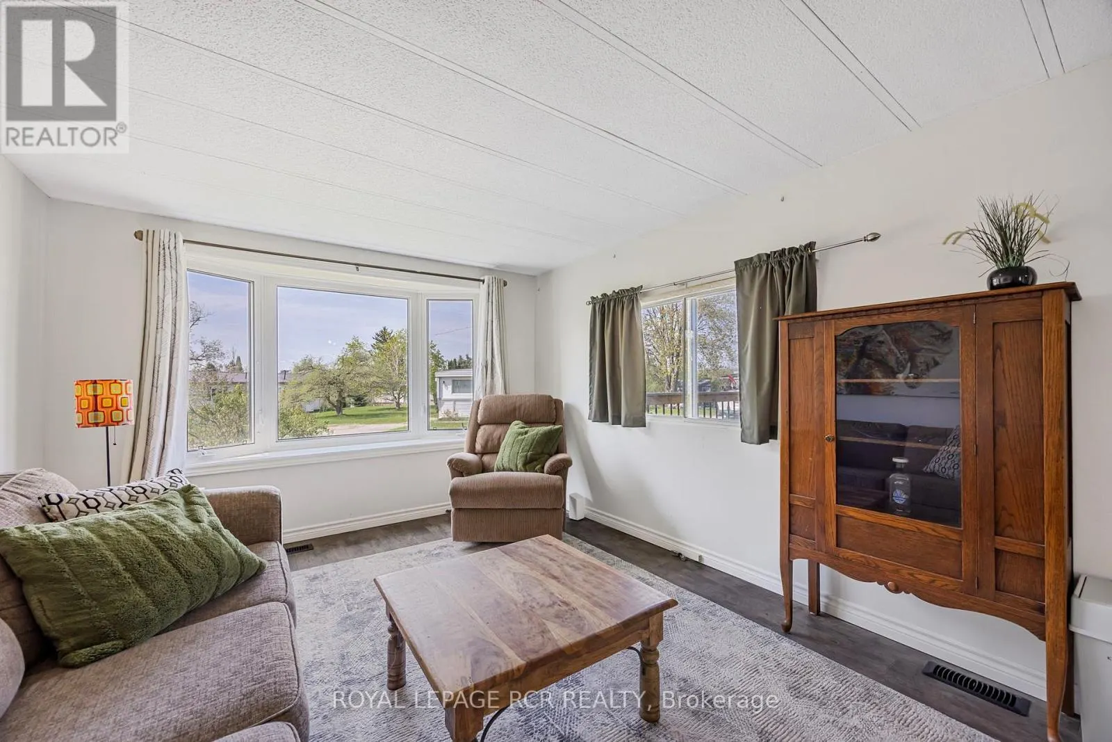 17 BALANTRAE DRIVE