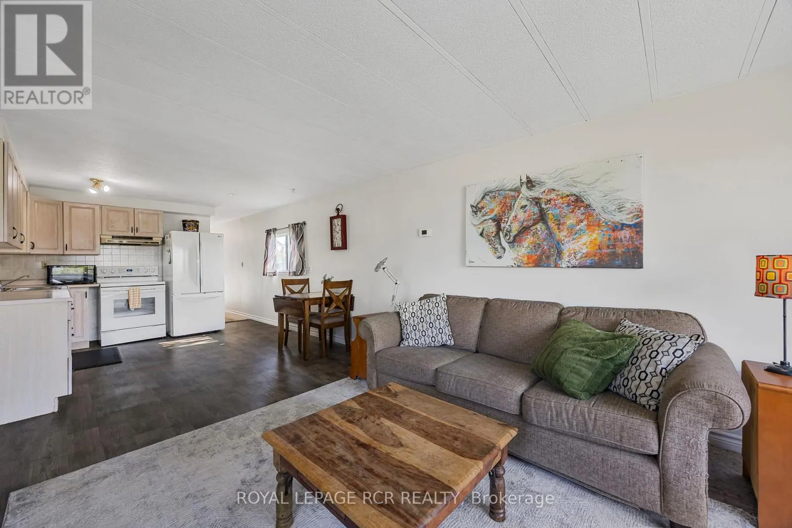 17 BALANTRAE DRIVE