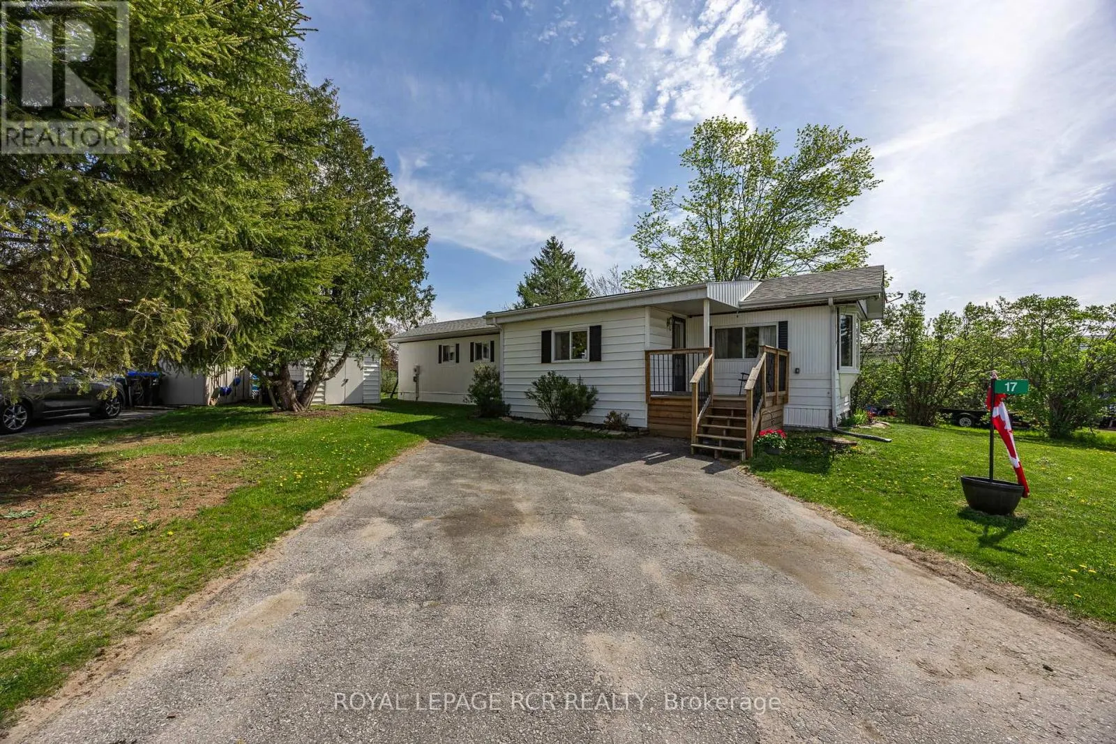 17 BALANTRAE DRIVE