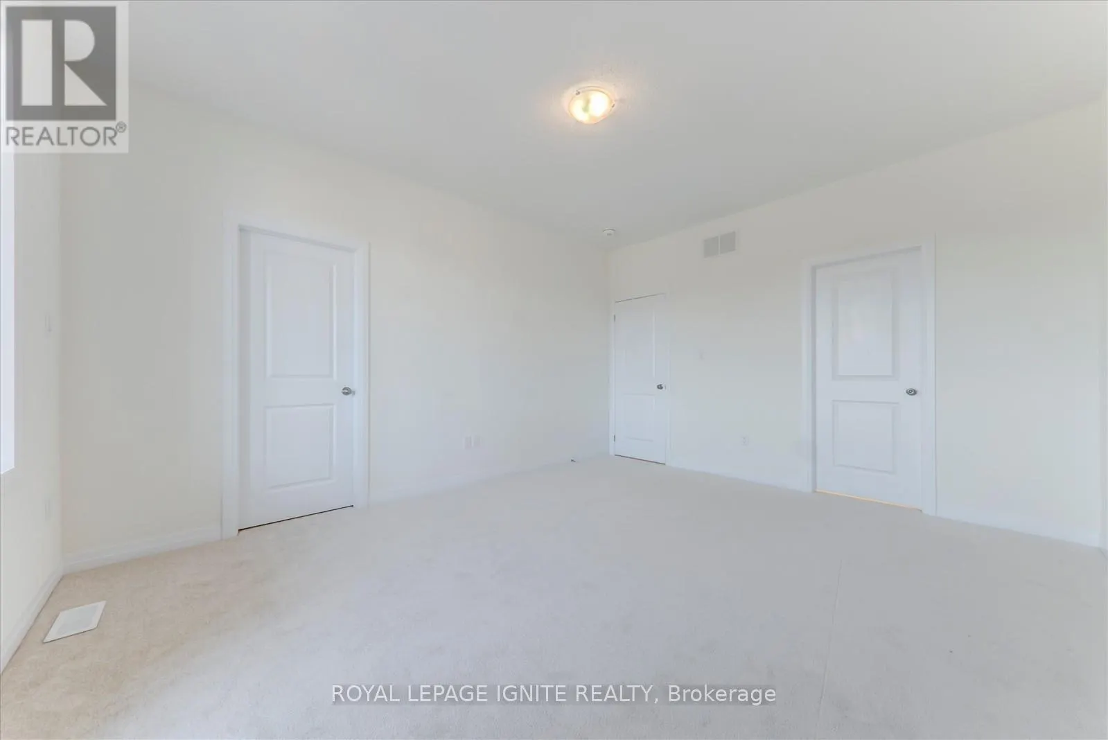 553 HUDSON CRESCENT