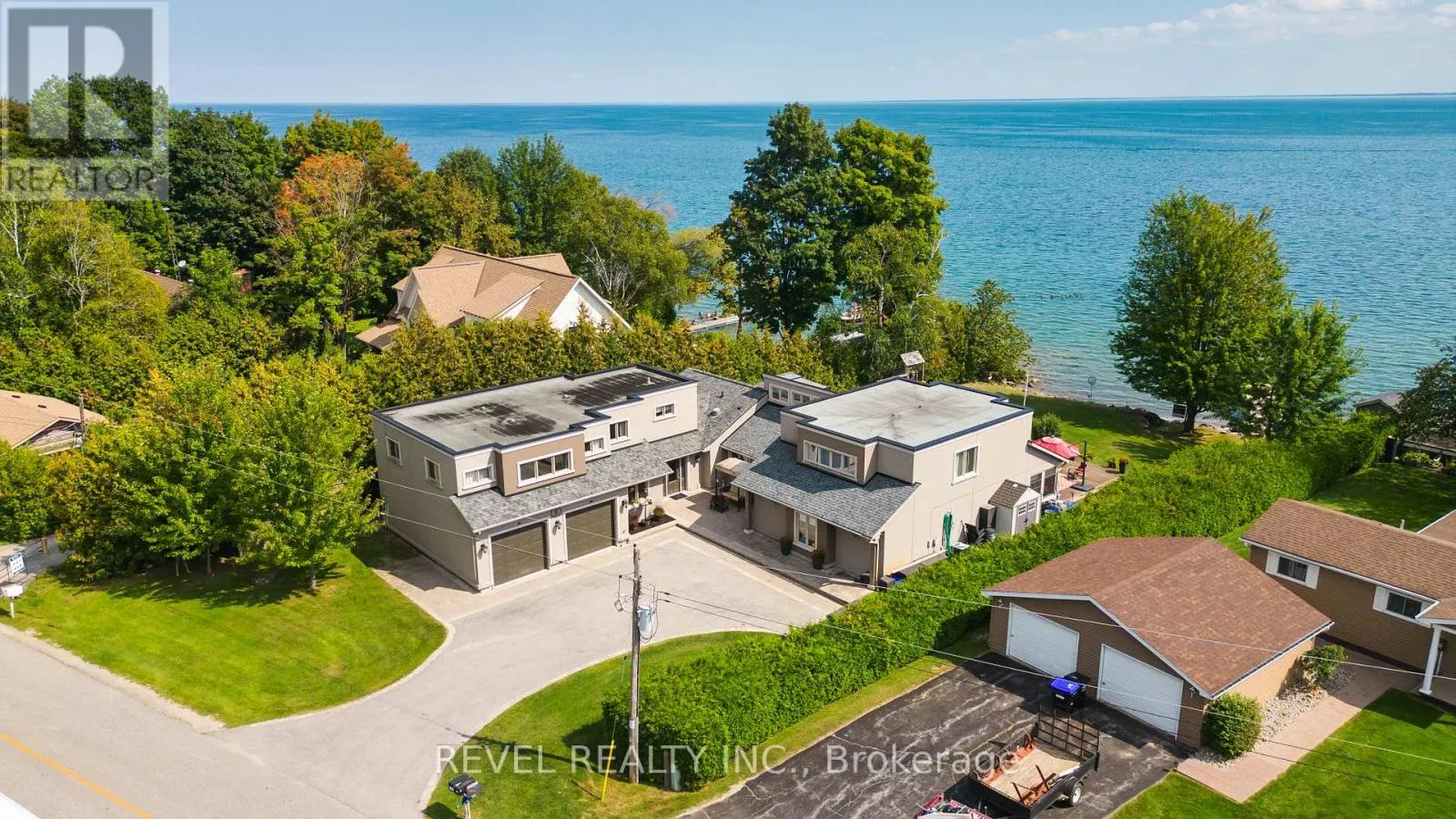 183 LAKESHORE ROAD W