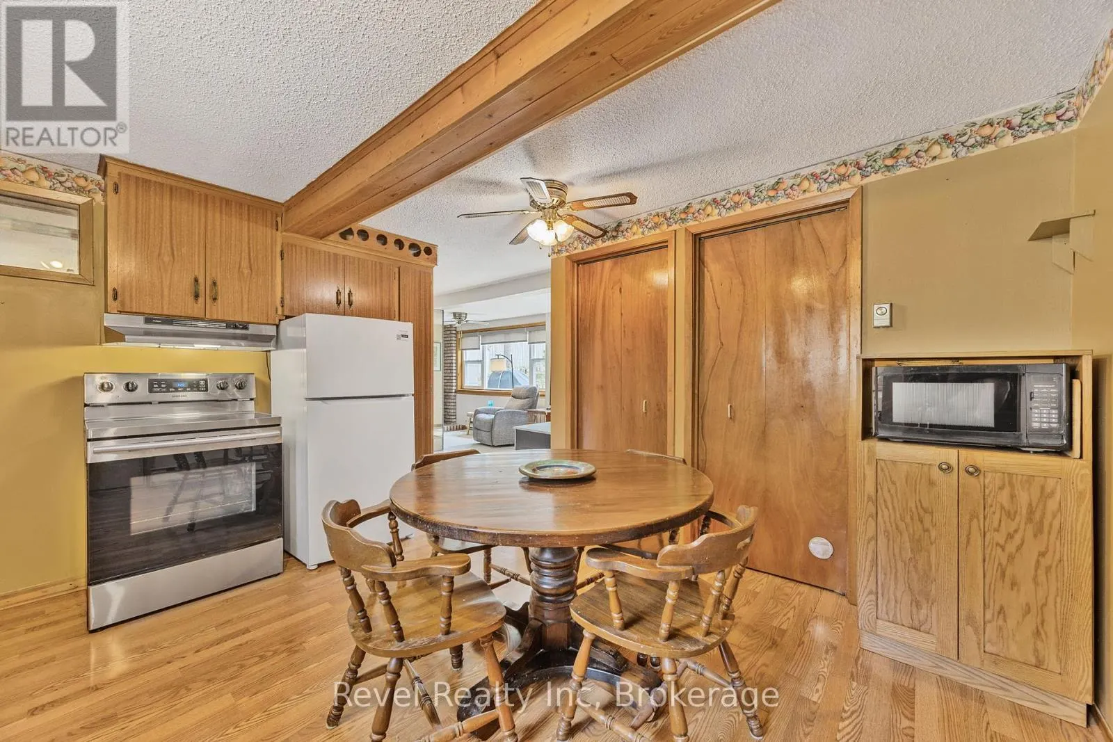 31 DESROCHES TRAIL