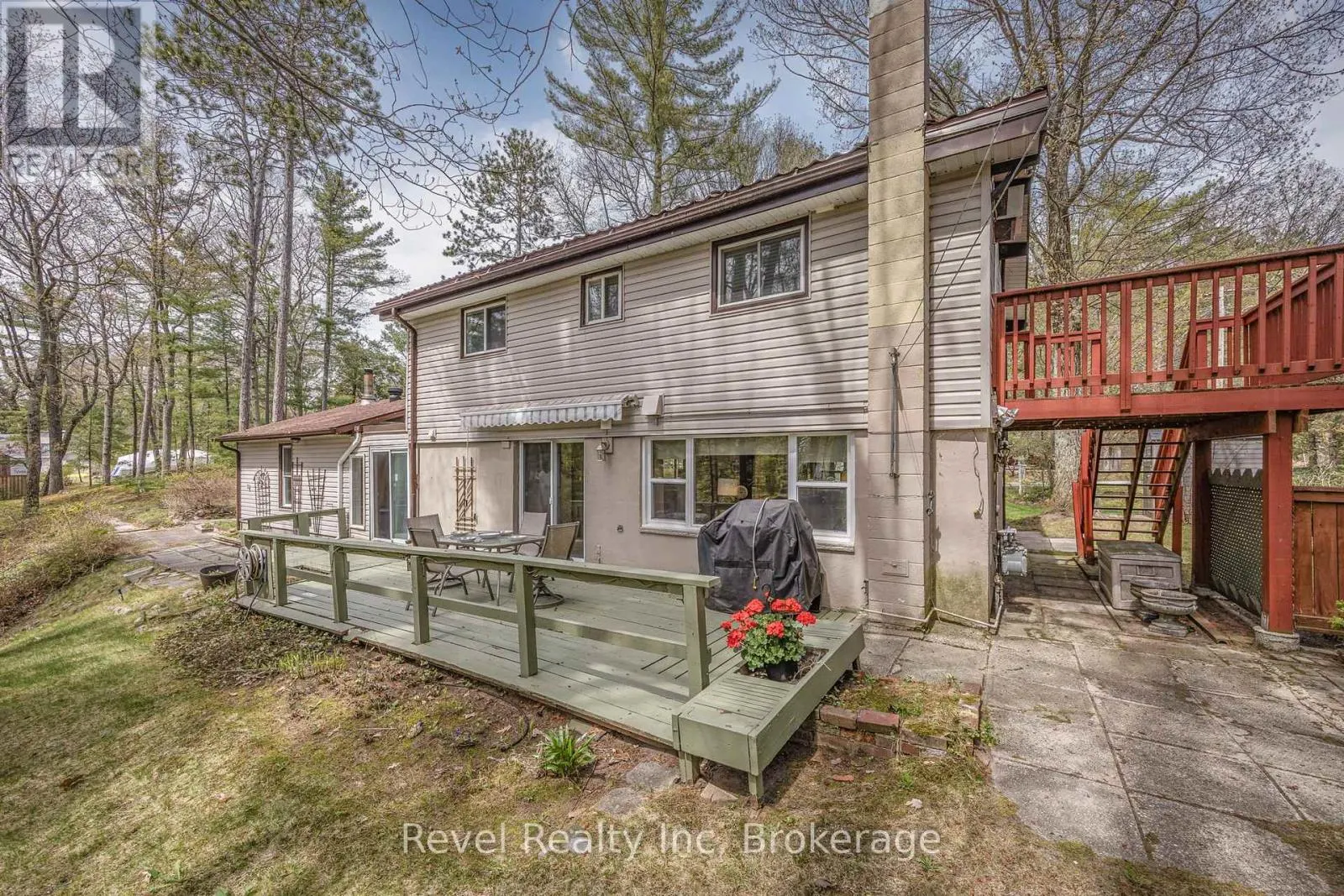 31 DESROCHES TRAIL