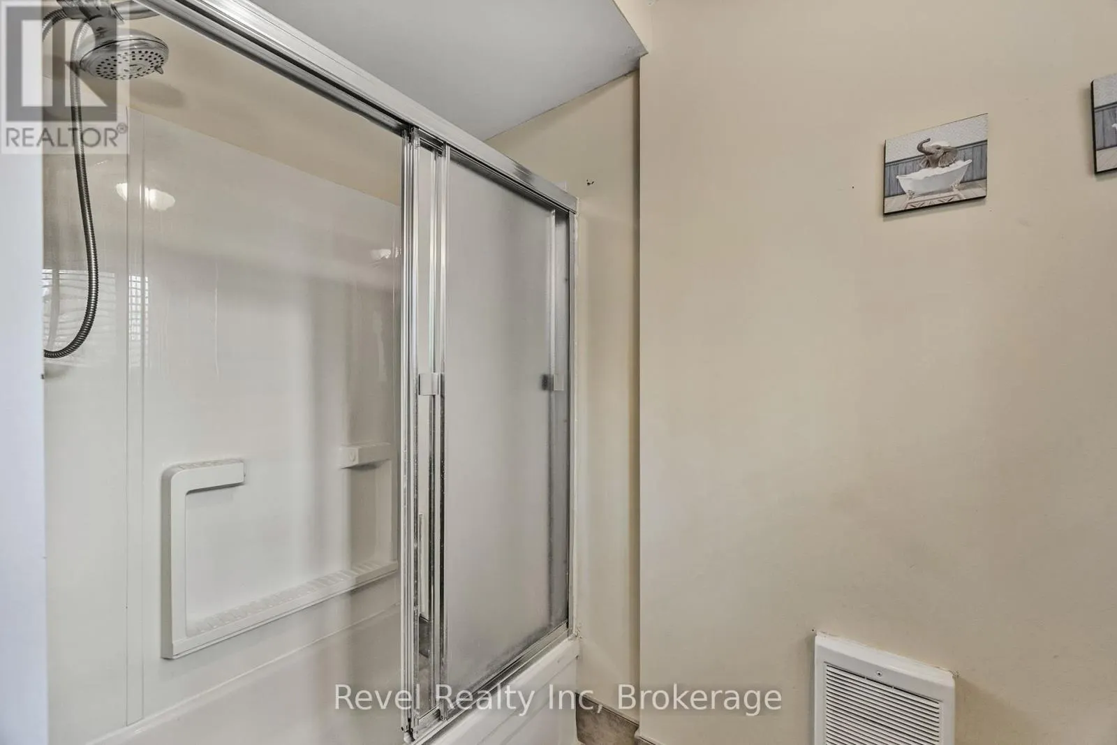 31 DESROCHES TRAIL