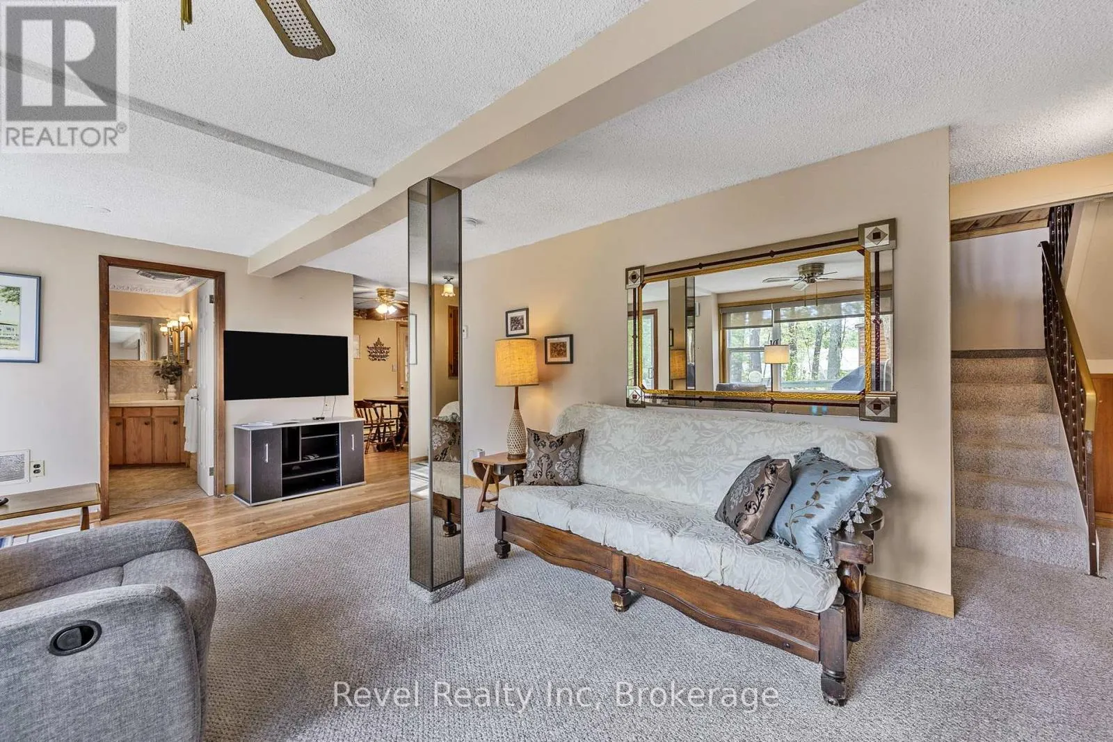 31 DESROCHES TRAIL