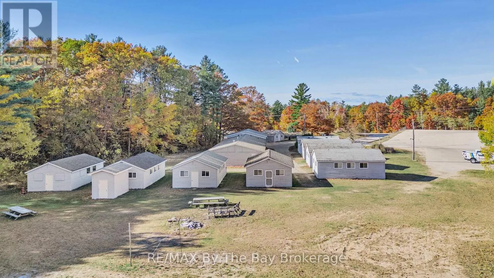 425 RIVER ROAD W