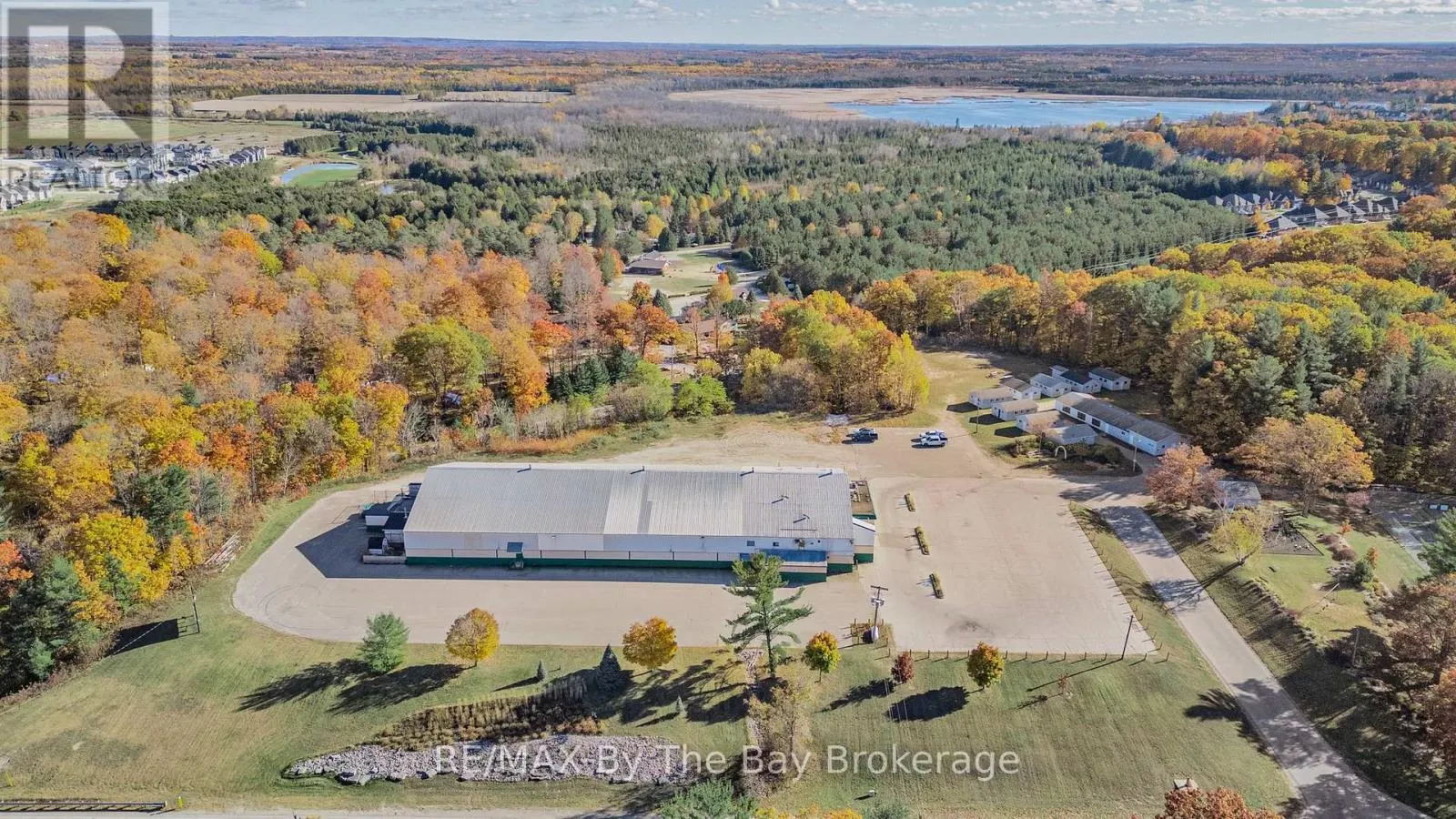 425 RIVER ROAD W