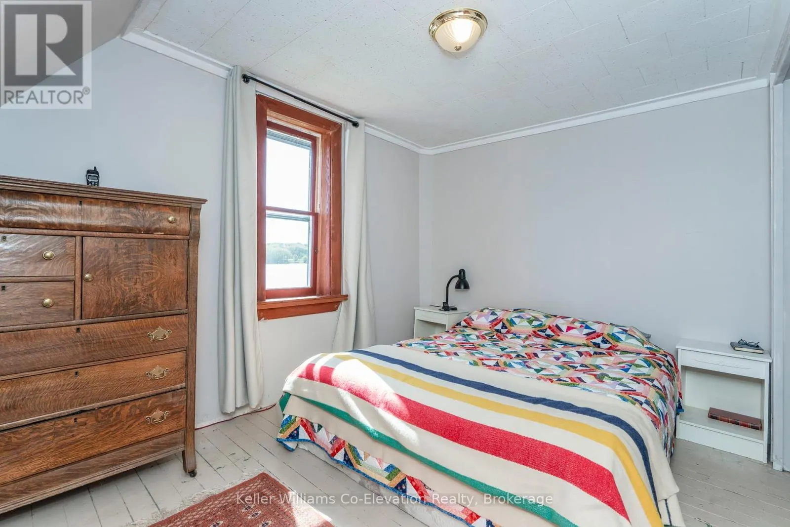 437 CHAMPLAIN ROAD