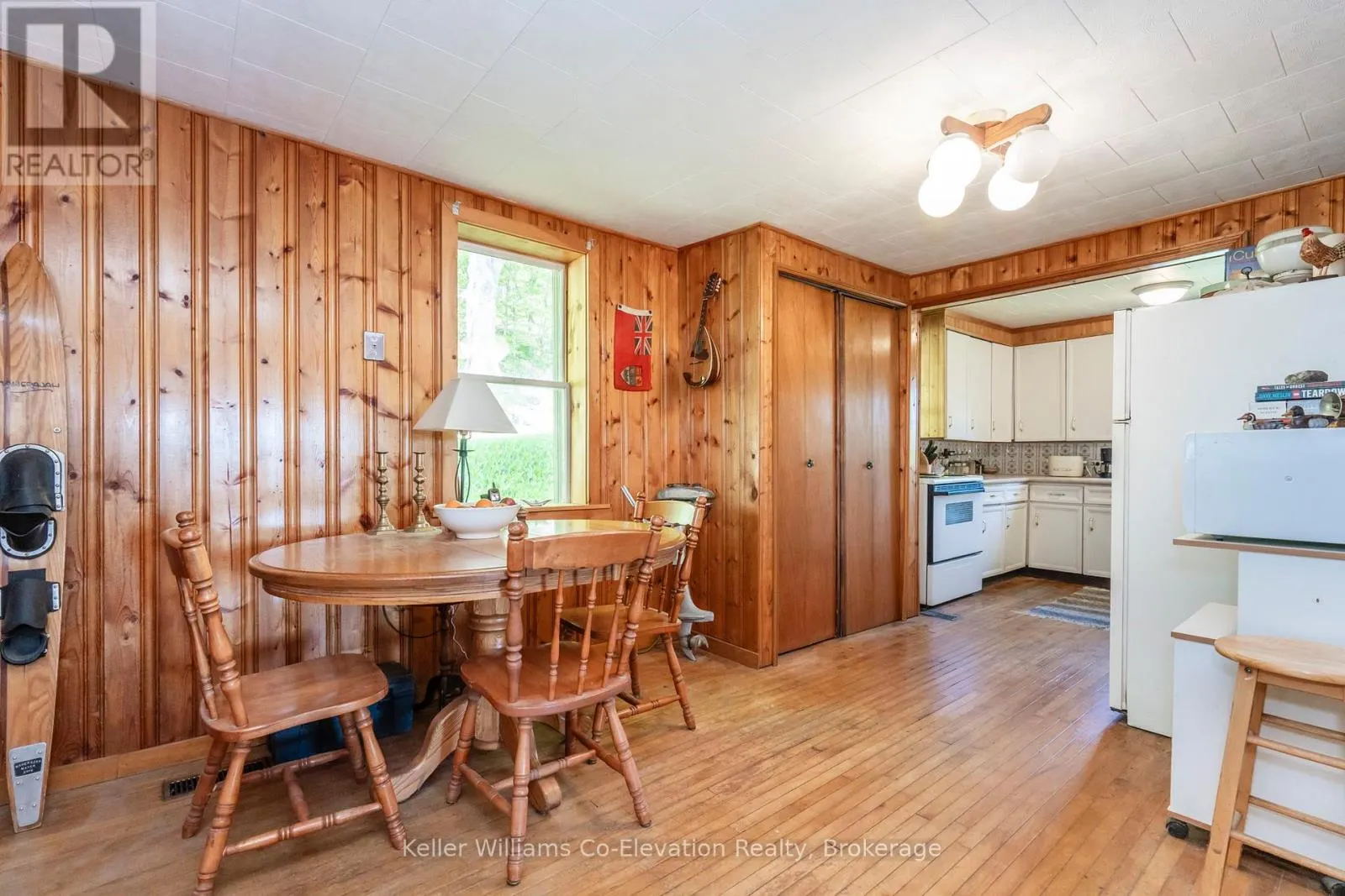 437 CHAMPLAIN ROAD