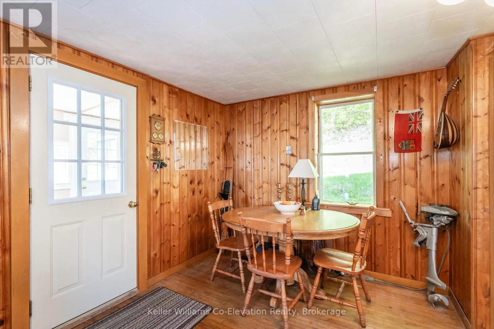 437 CHAMPLAIN ROAD
