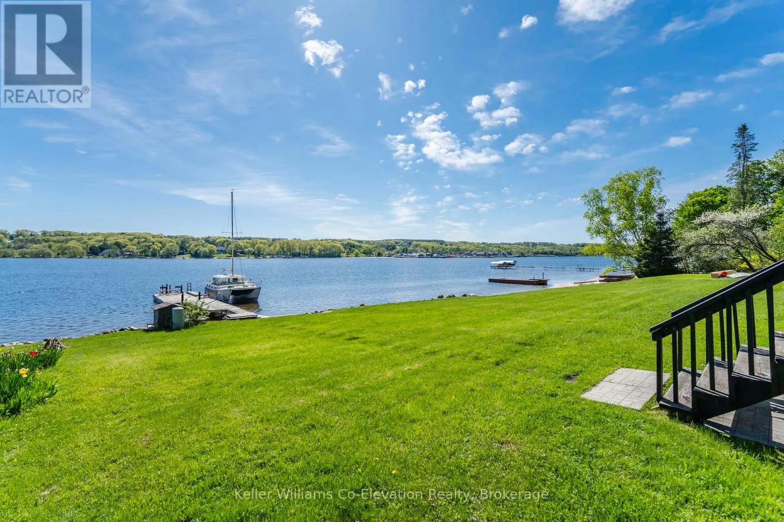 437 CHAMPLAIN ROAD