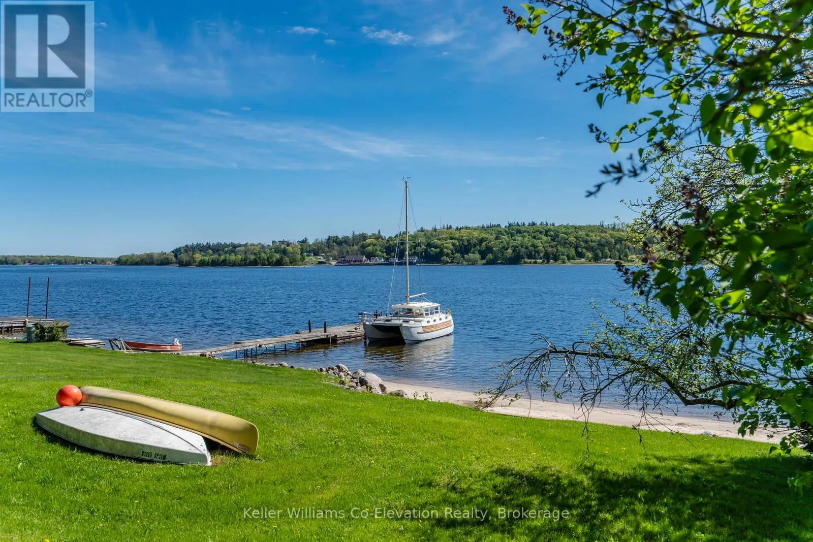 437 CHAMPLAIN ROAD