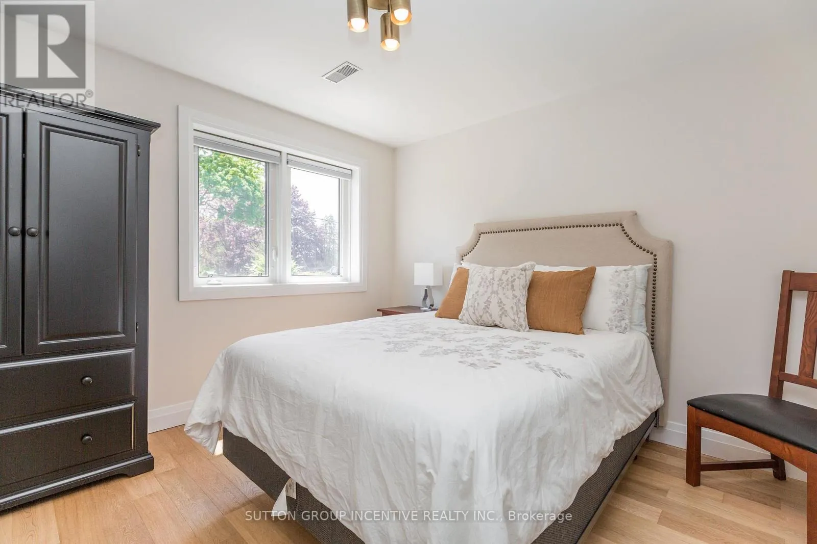 296 CODRINGTON STREET