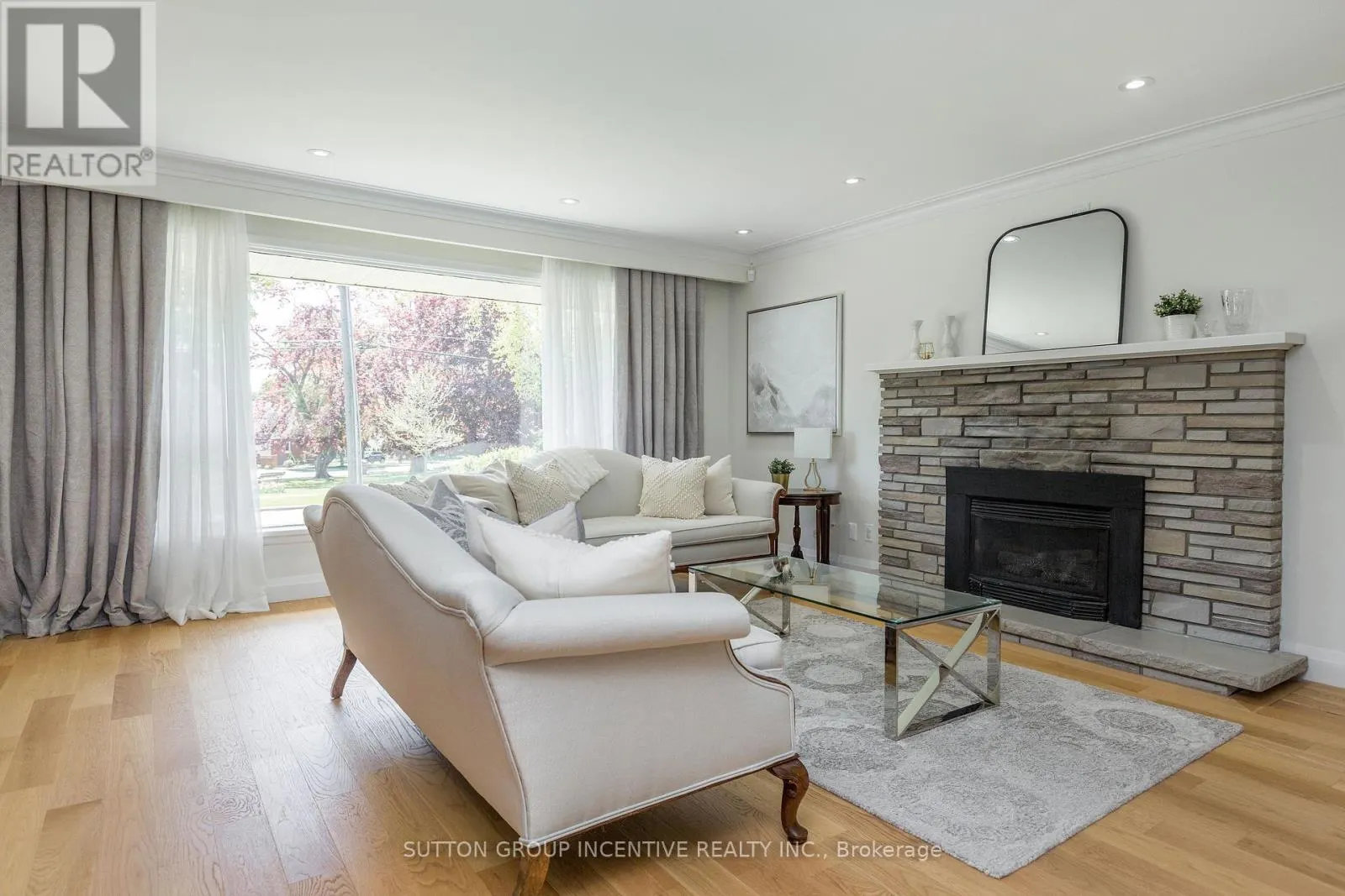 296 CODRINGTON STREET