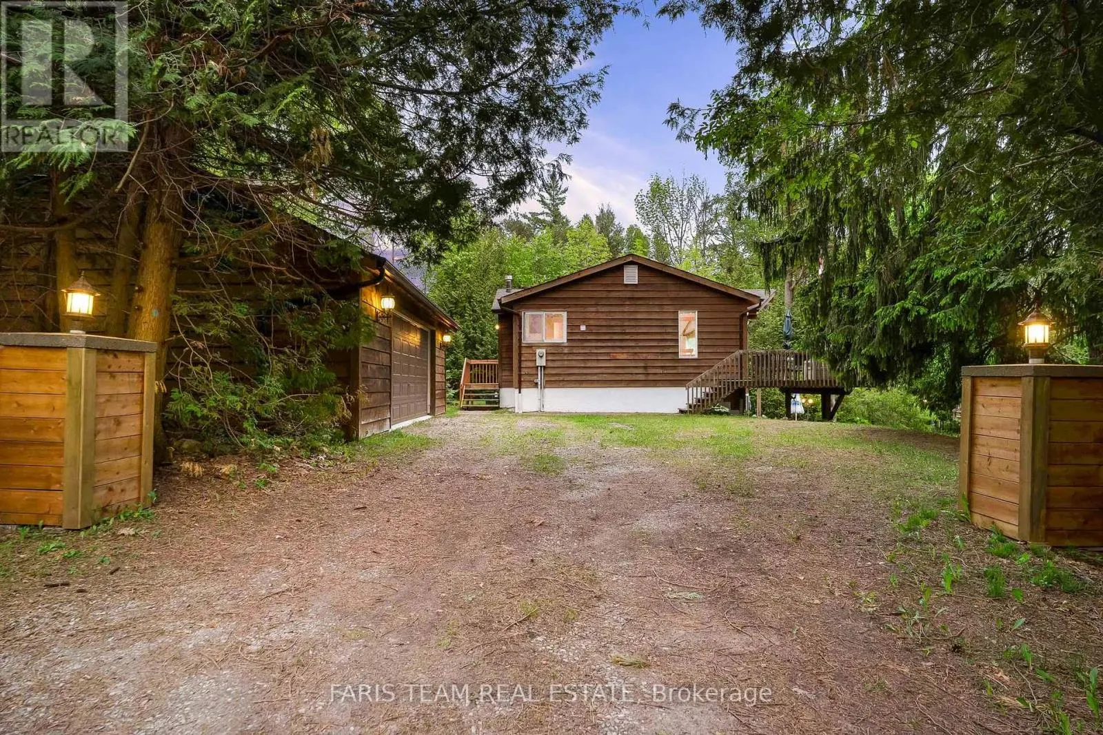 2385 WHETHAM ROAD