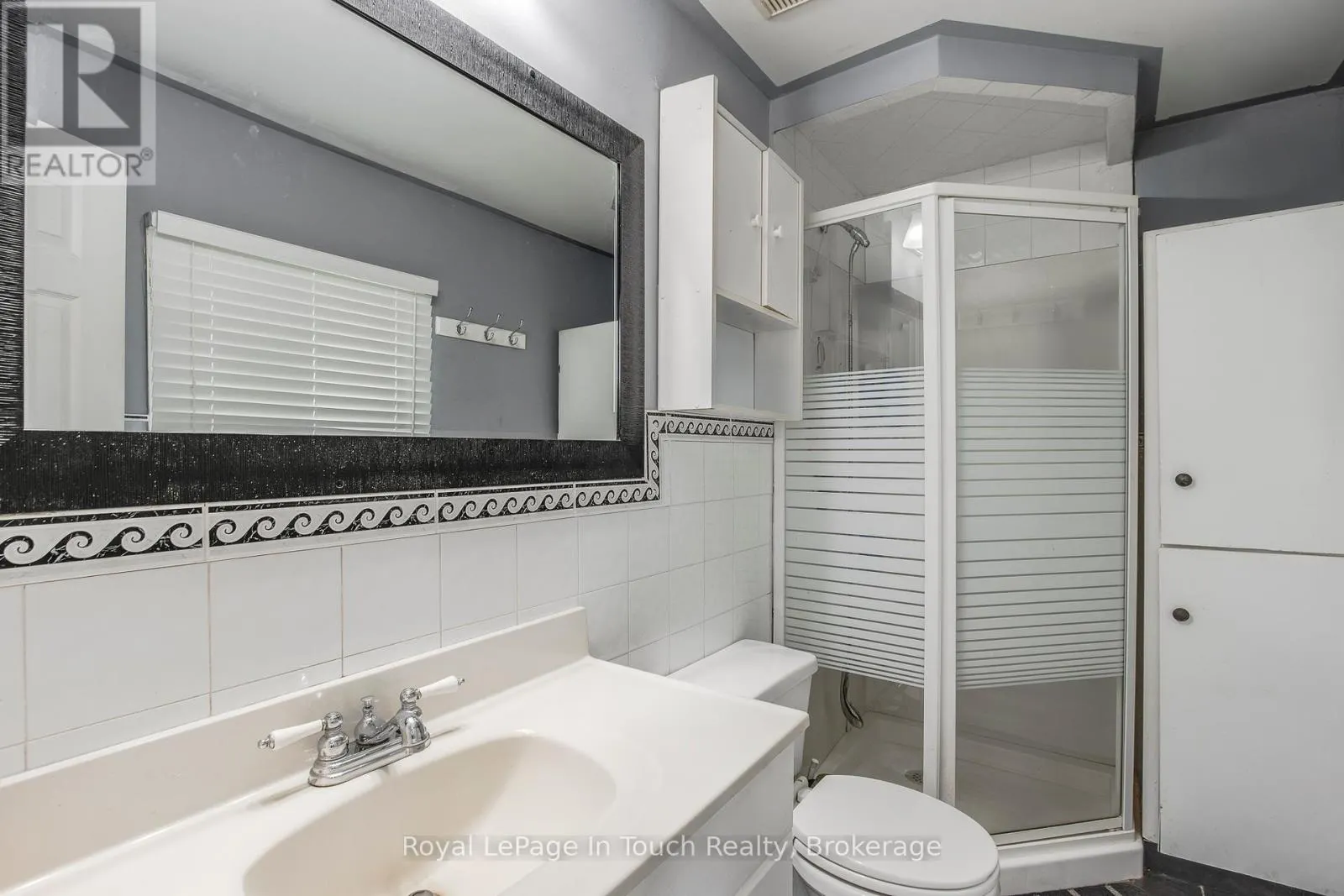 35 TINY BEACHES ROAD S