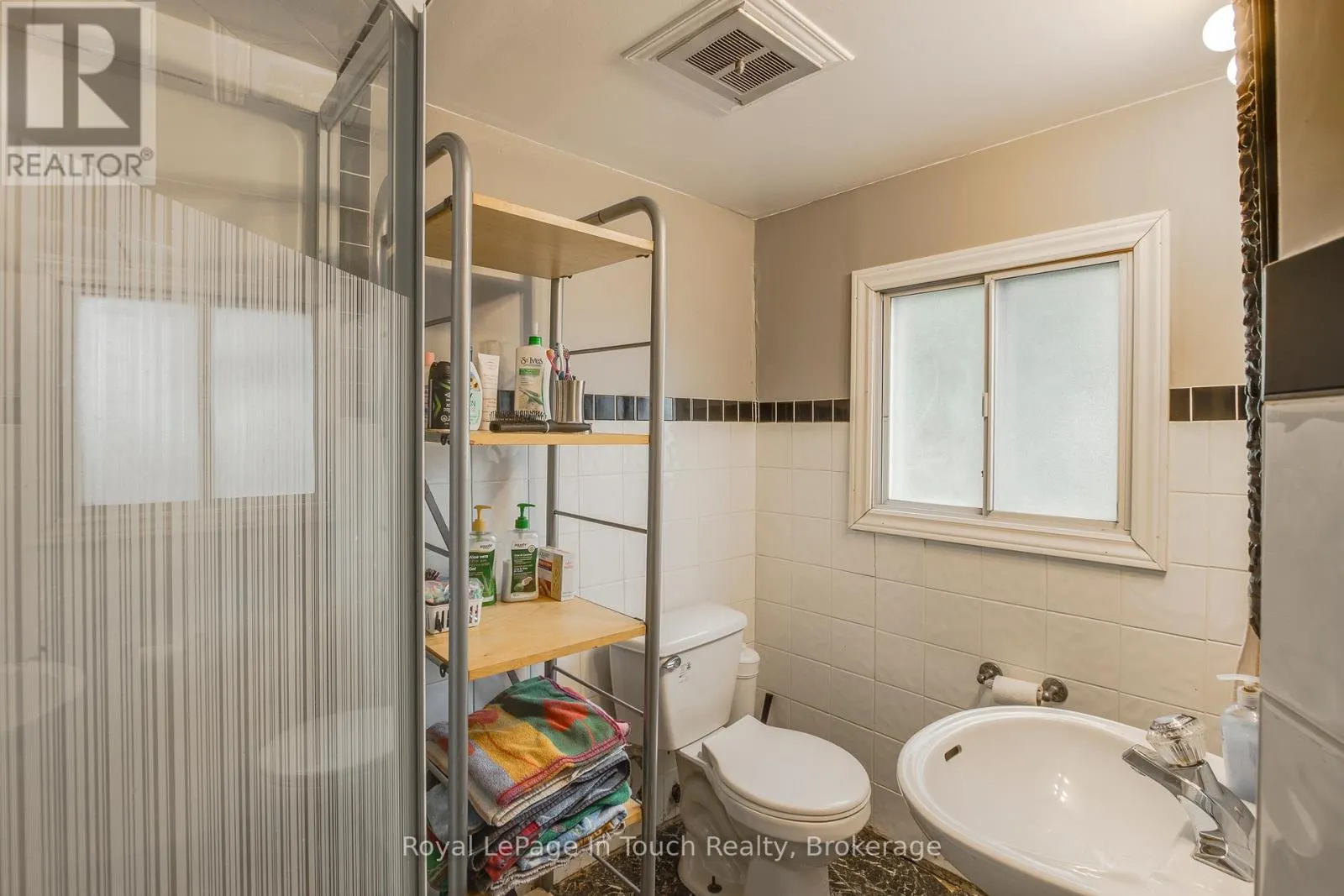 35 TINY BEACHES ROAD S