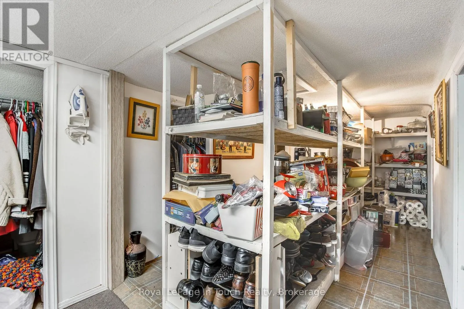 35 TINY BEACHES ROAD S