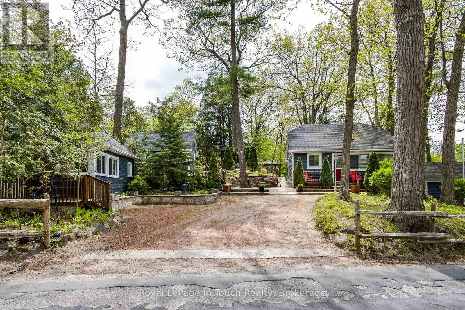 35 TINY BEACHES ROAD S
