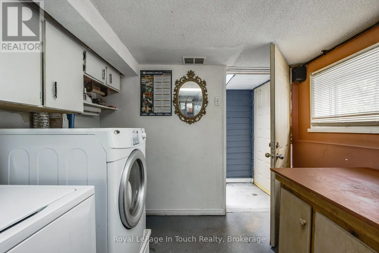 35 TINY BEACHES ROAD S