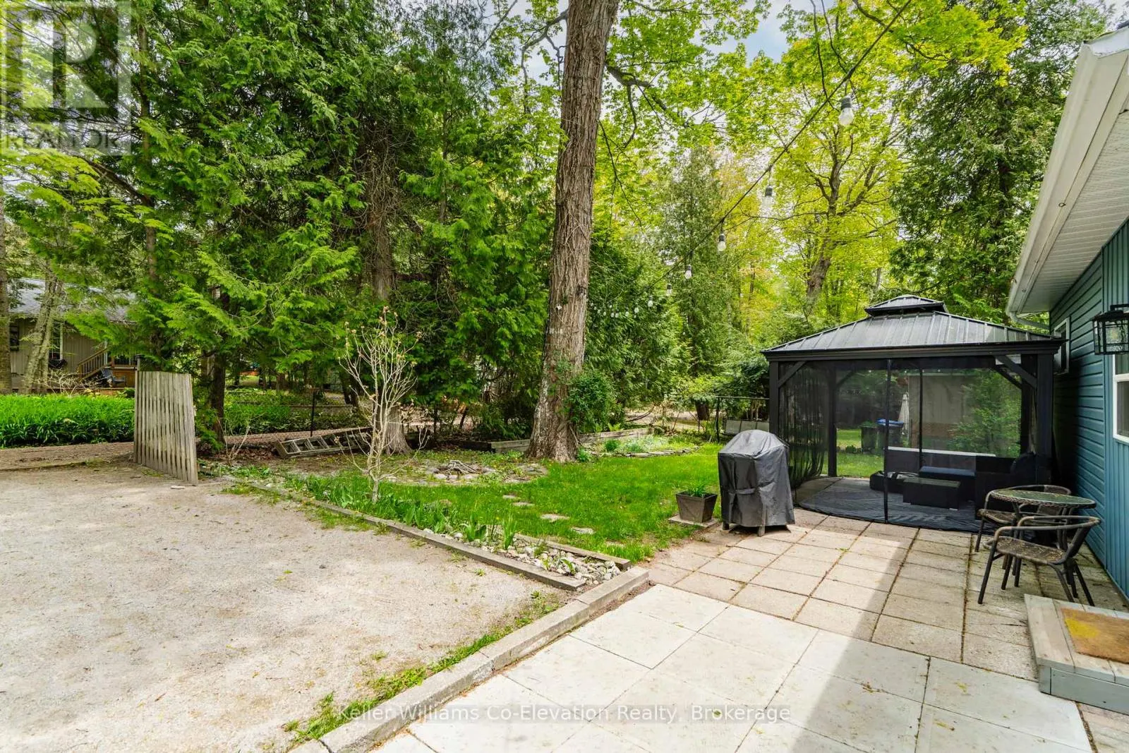 135 OLIVER DRIVE