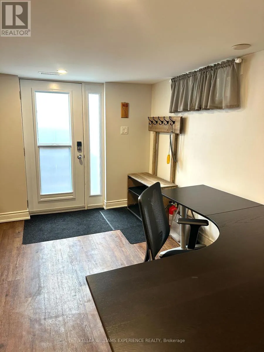 LOWER - 74 ST VINCENT STREET