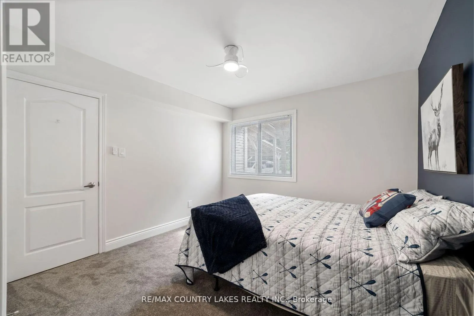 22 - 100 LAGUNA PARKWAY