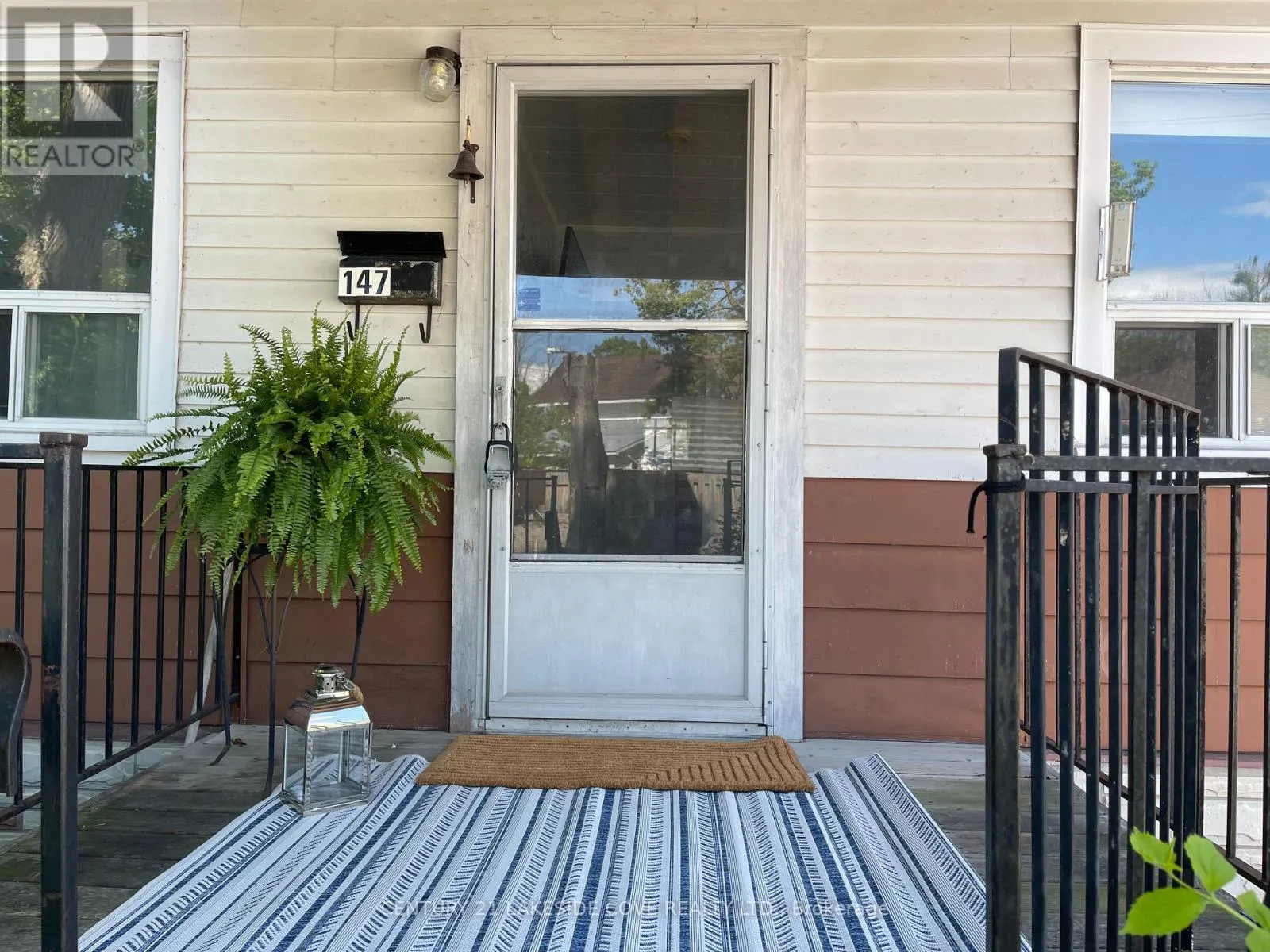 147 DUFFERIN STREET