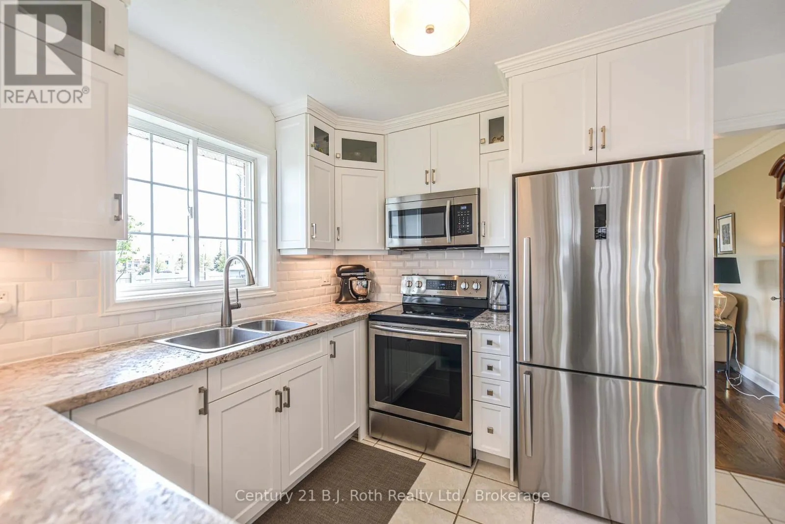 3196 MONARCH DRIVE
