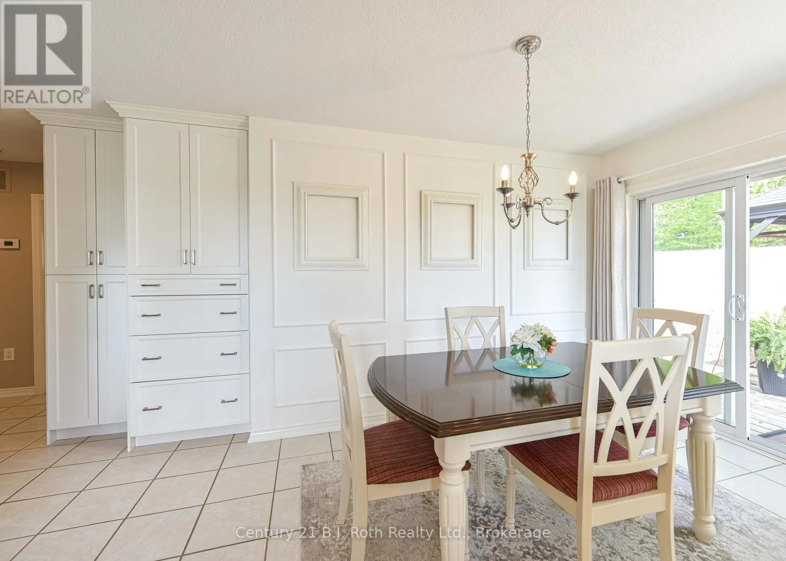 3196 MONARCH DRIVE