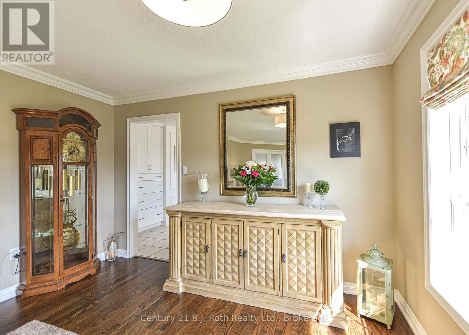 3196 MONARCH DRIVE