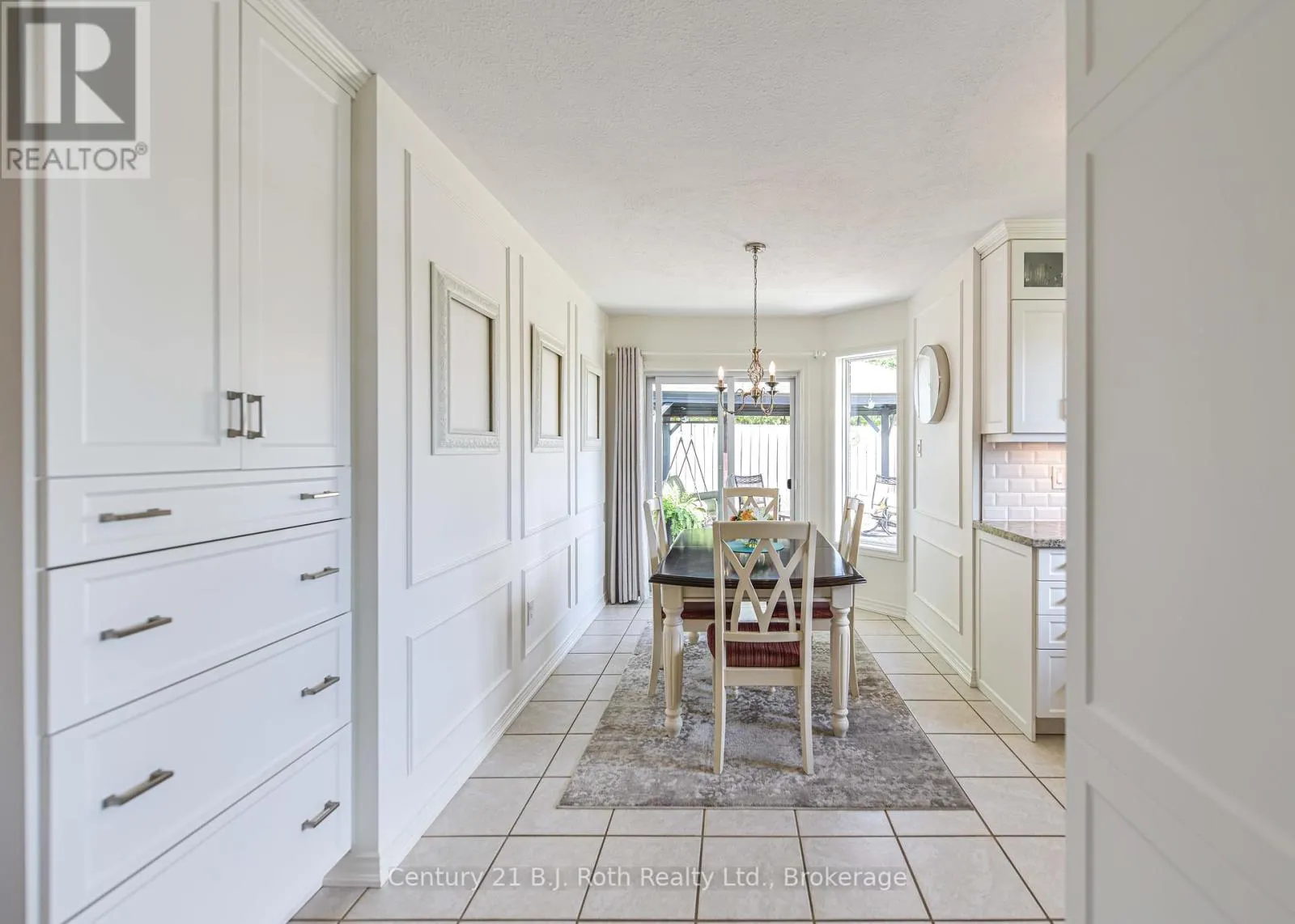 3196 MONARCH DRIVE