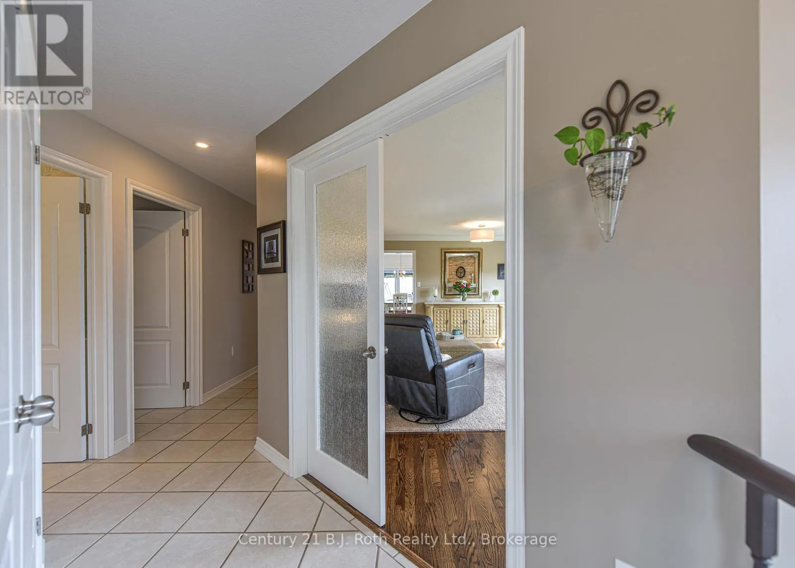 3196 MONARCH DRIVE