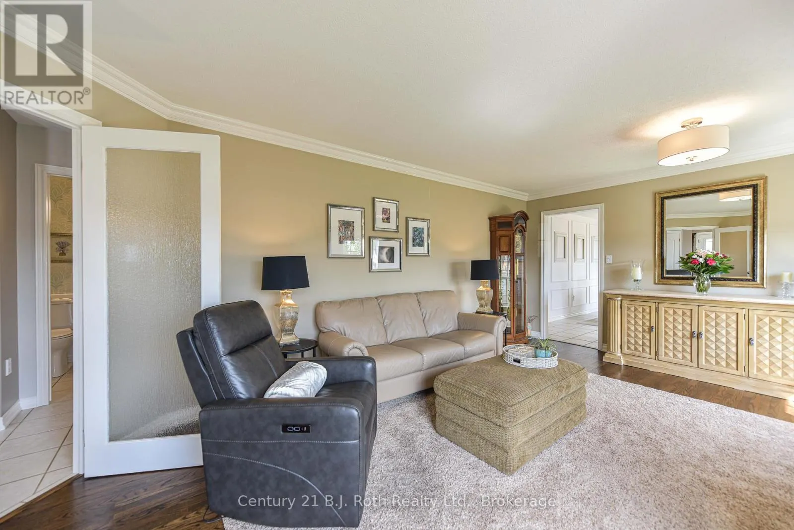 3196 MONARCH DRIVE