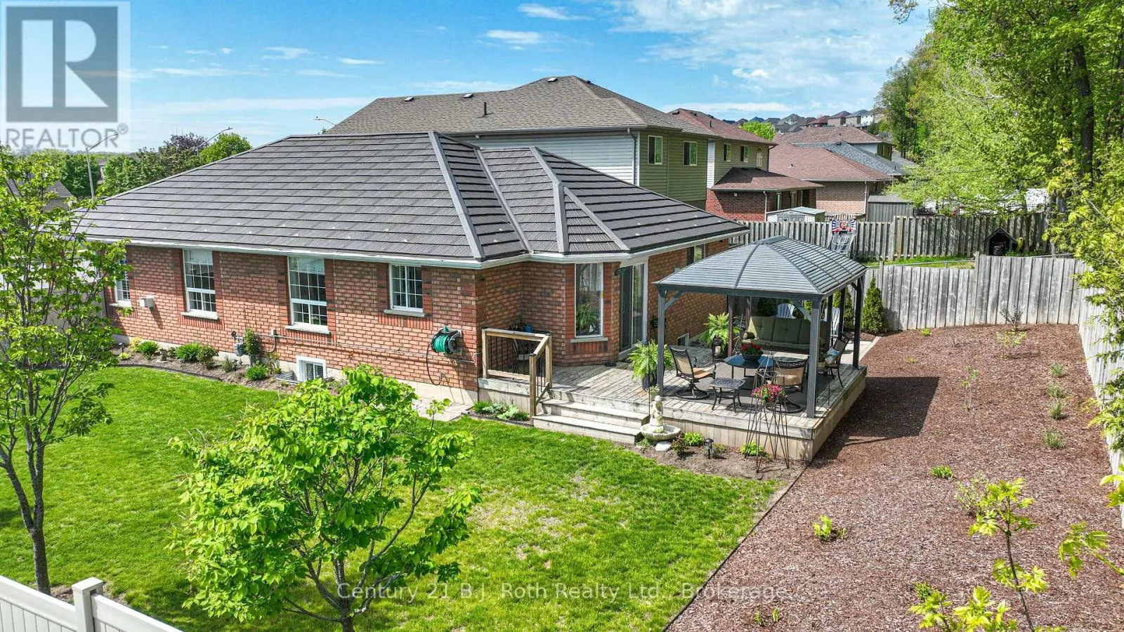 3196 MONARCH DRIVE
