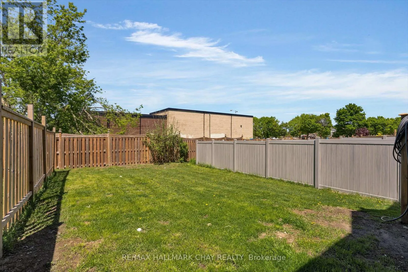 24 CHURCHLEA MEWS