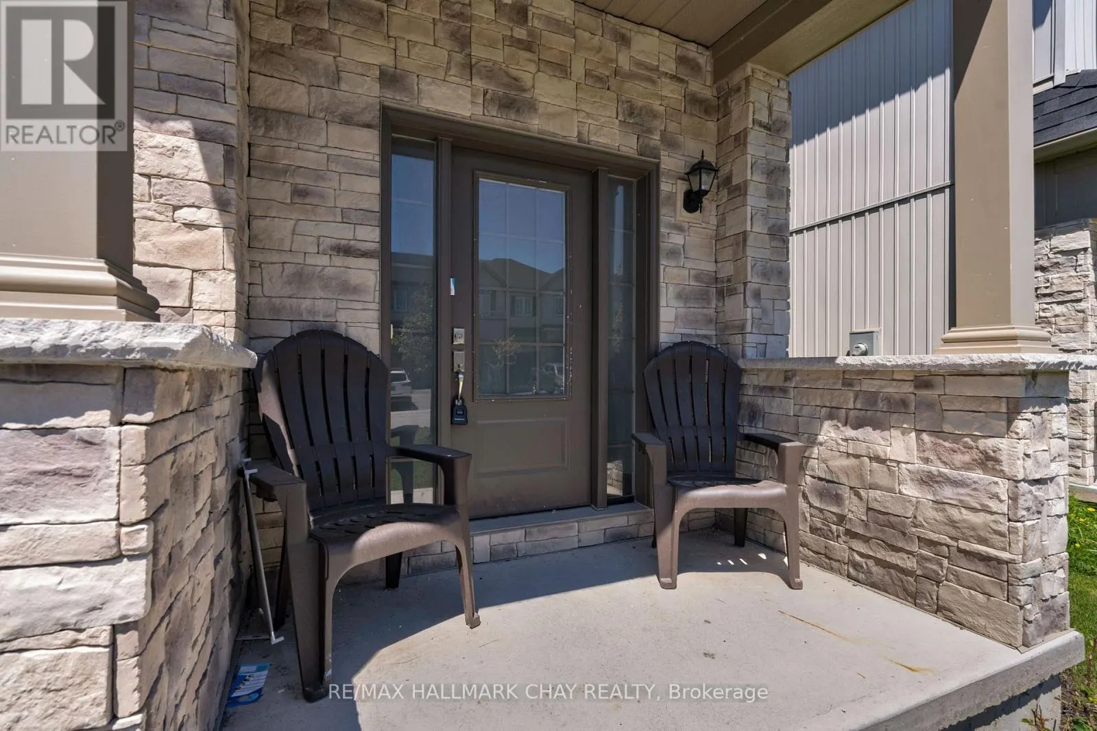 24 CHURCHLEA MEWS