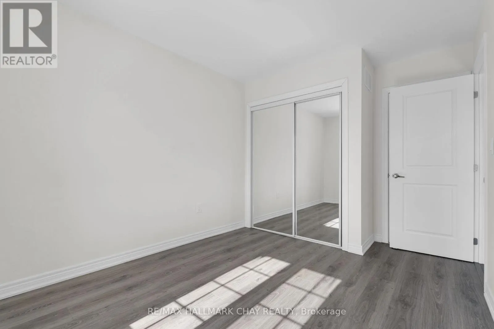24 CHURCHLEA MEWS