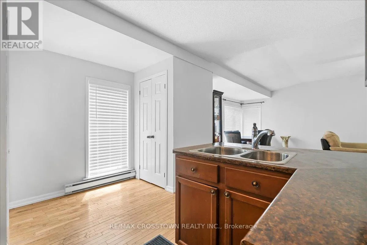 369 BALM BEACH ROAD W