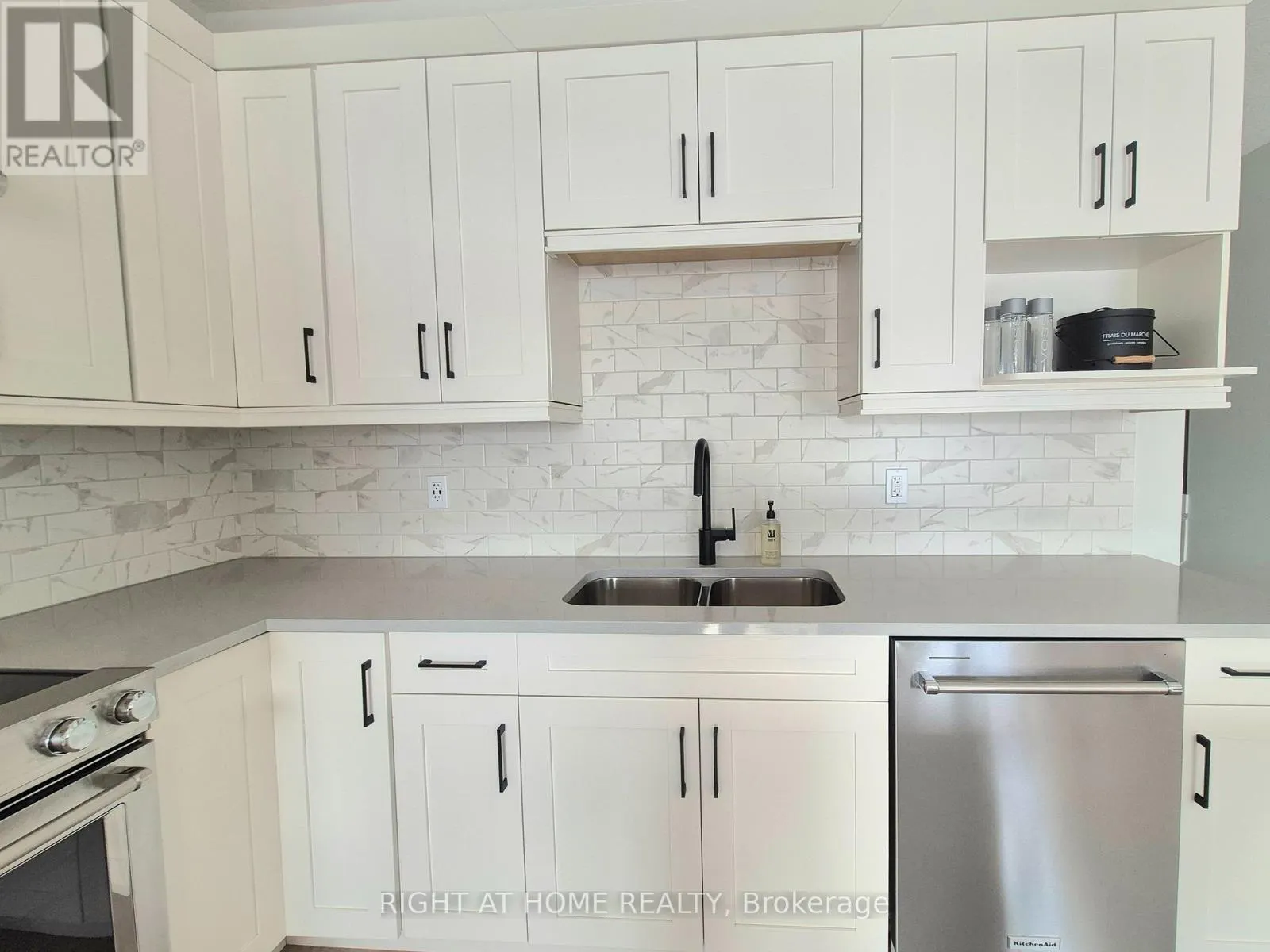 89 ARCHER AVENUE