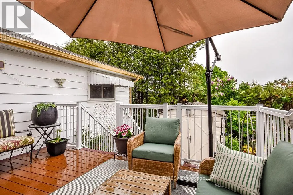 658 MANLY STREET