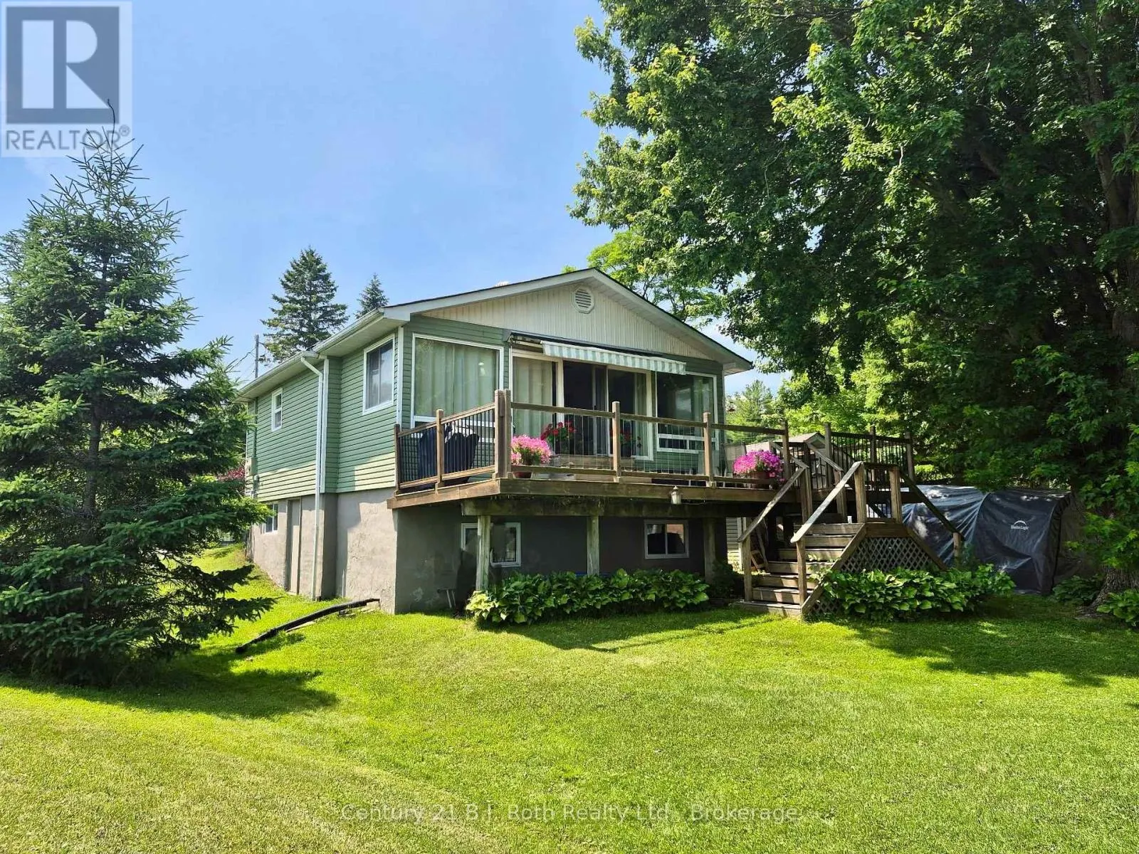 95 MASKINONGE ROAD