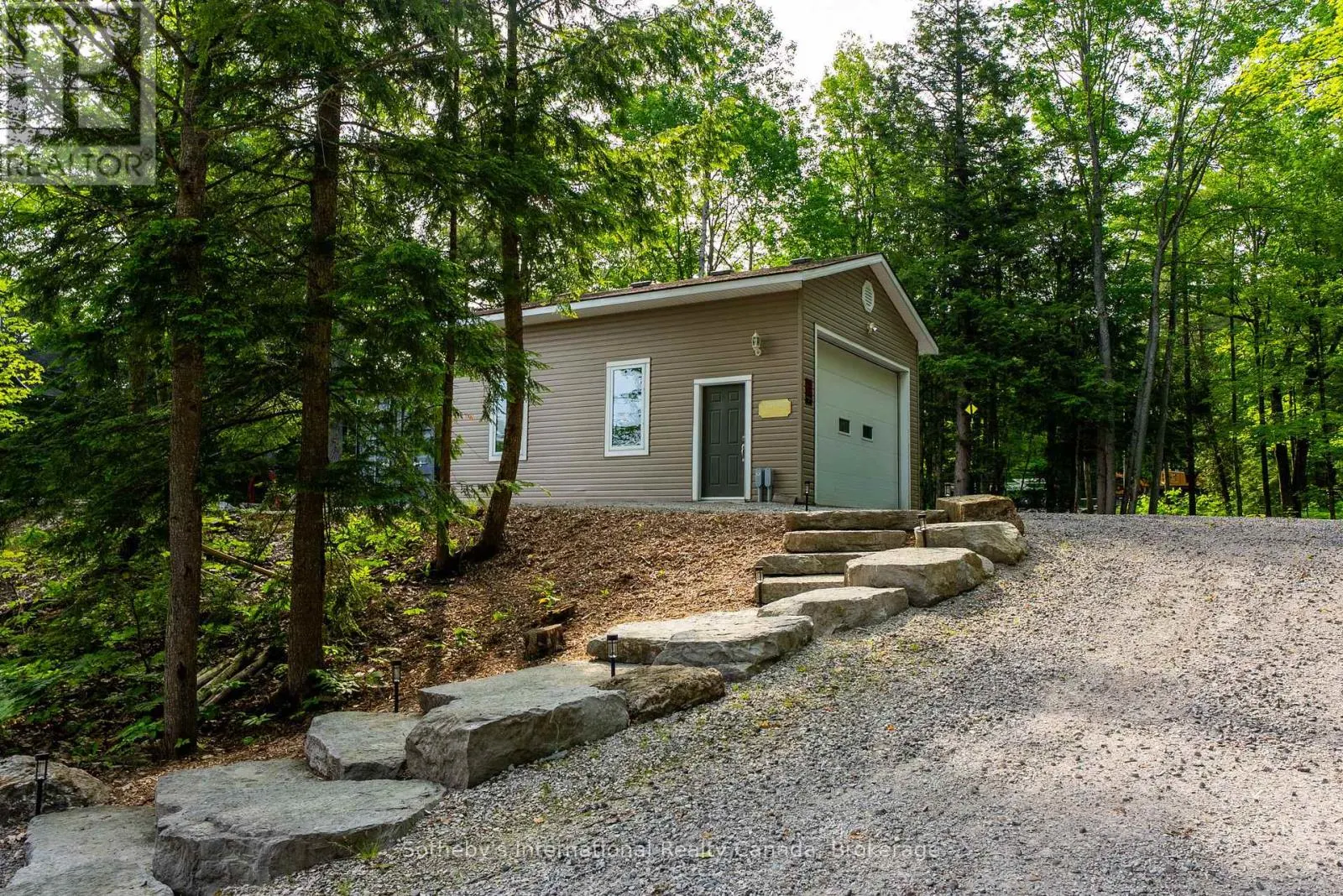 5270 DEAN TRAIL