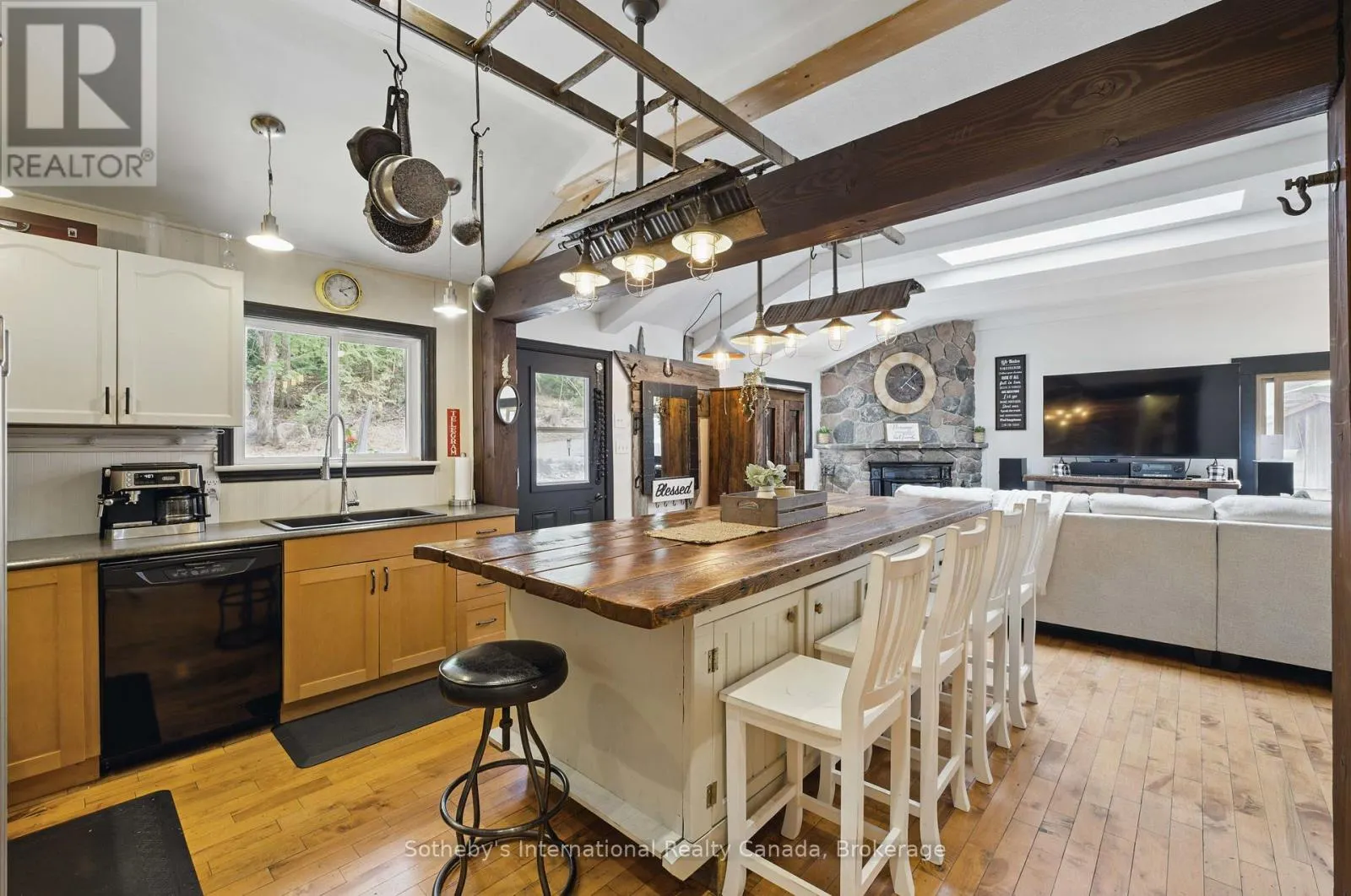 5270 DEAN TRAIL
