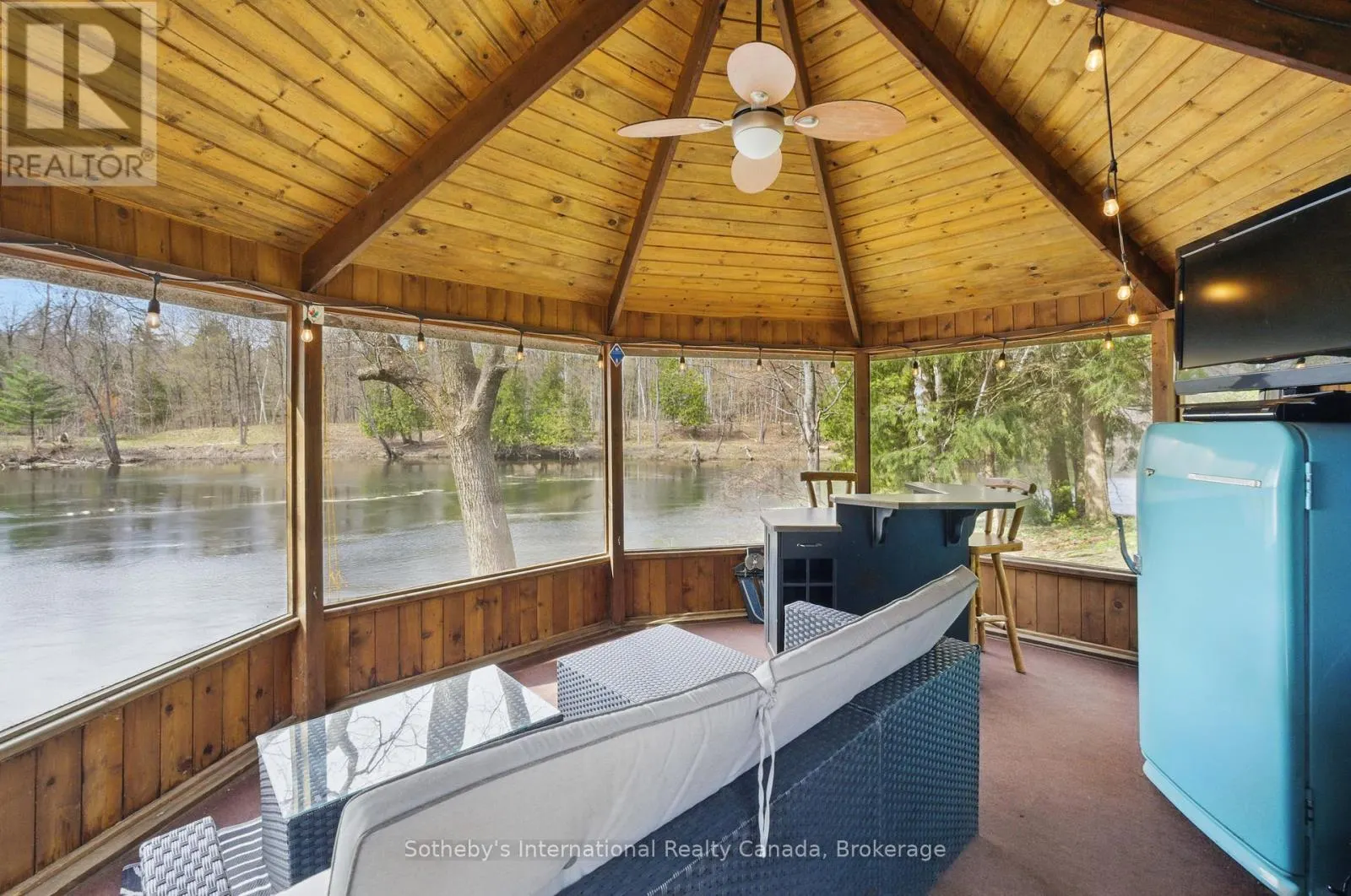 5270 DEAN TRAIL